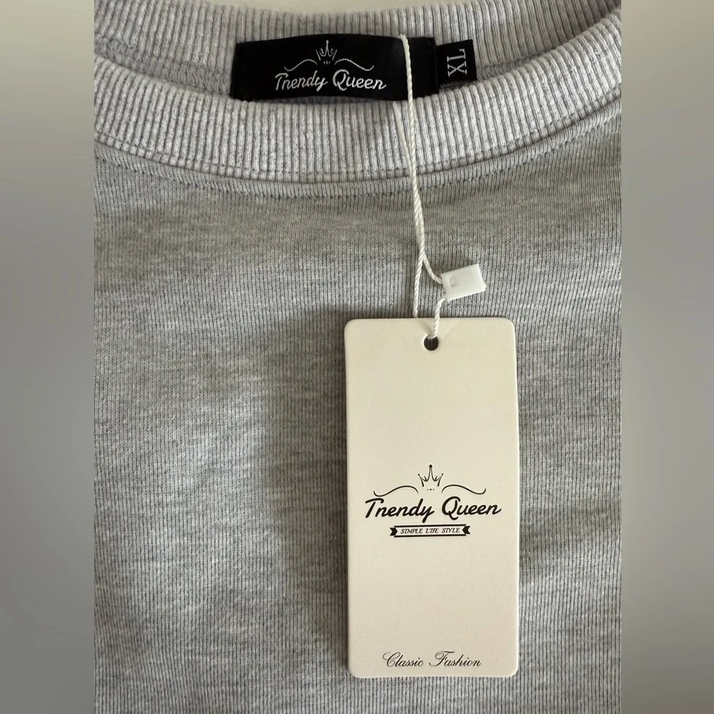 Trendy Queen viral Sweatshirt - Picture 10 of 16